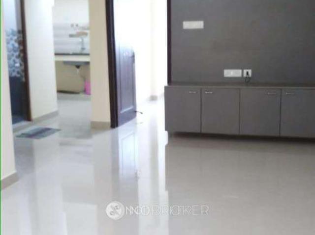 2 BHK Flat In Pearl Castle, Urapakkam for Rent In Urapakkam