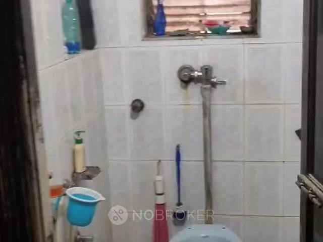 2 BHK Flat In Penorama Tower For Sale In Andheri West