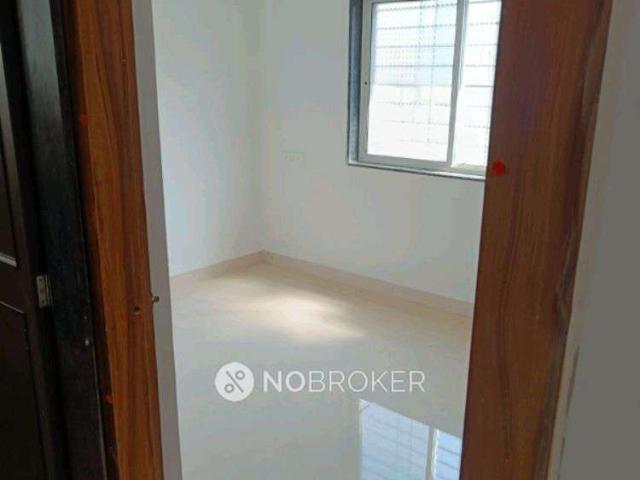 2 BHK Flat In Platinum Heights For Sale In Manjri