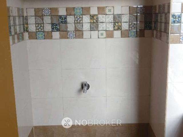 2 BHK Flat In Pmb for Rent In Kondapur