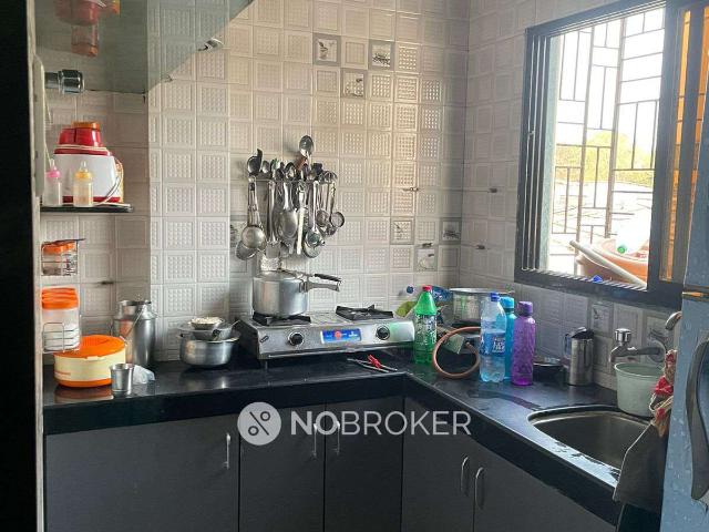 2 BHK Flat In Porbander Building For Sale In Ghatkopar West