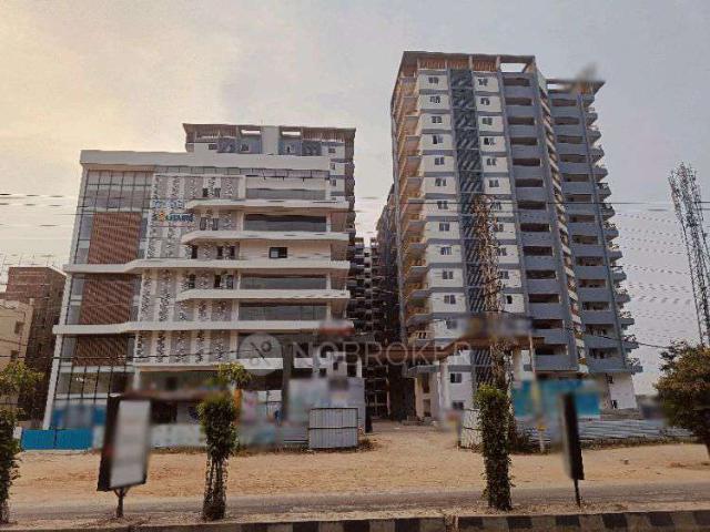 2 BHK Flat In Praneeth Pranav Solitaire, Bachupally For Sale