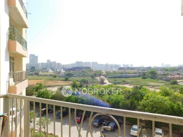 2 BHK Flat In Prateek Laurel, Sector 120 for Rent In Sector 120