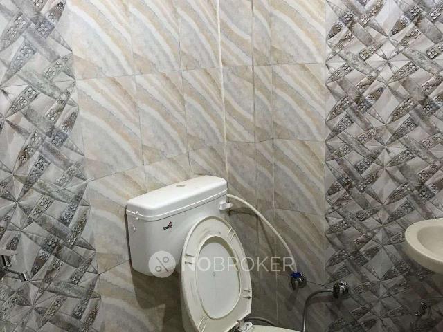 2 BHK Flat In Pratiksha For Sale In Uttam Nagar