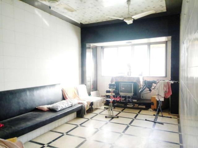 2 BHK Flat In Praveen Mansion For Sale In Kandivali West