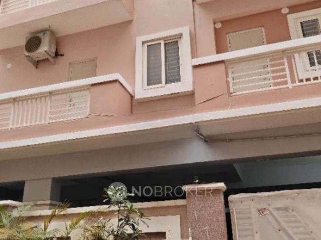 2 BHK Flat In Prmb Residency for Rent In Madapur