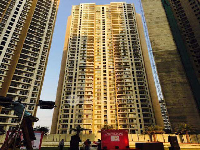 2 BHK Flat In Runwal Greens For Sale In Mulund West