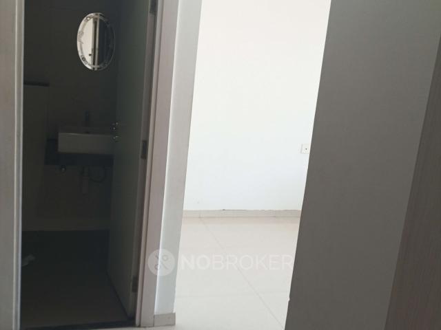 2 BHK Flat In Rustomjee Azziano For Sale In Thane West