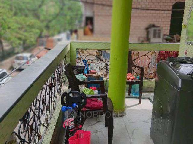 2 BHK Flat In Rwa Shalimar Bagh Bc East Block For Sale In S
