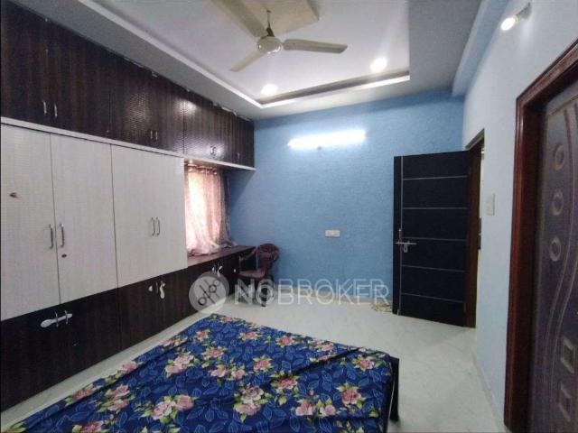 2 BHK Flat In Radha Residency, gulshan Colony for Rent In Ma