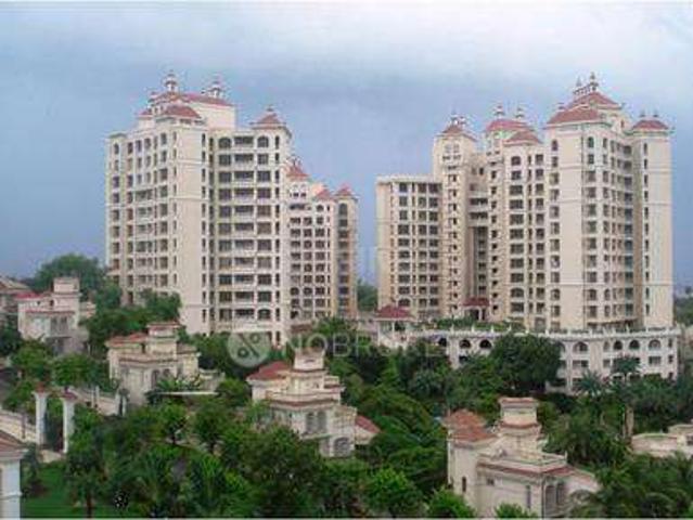 2 BHK Flat In Raheja Amalfi for Rent In Madh