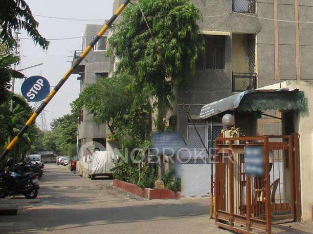 2 BHK Flat In Rail Vihar for Rent In Sector 33