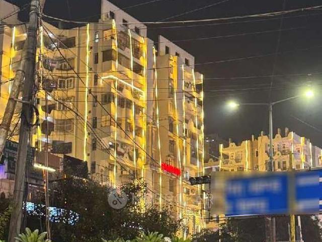 2 BHK Flat In Rajhans Apartment For Sale In Indirapuram