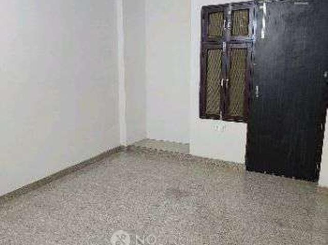 2 BHK Flat In Rajiv Nagar, Opposite Sector 14 for Rent In S