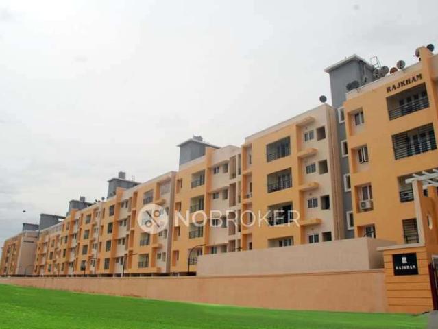 2 BHK Flat In Rajkham Akash Ganga For Sale In Pallikaranai