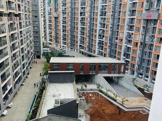2 BHK Flat In Rama Krystal One, Moshi pc For Sale In Krystal One