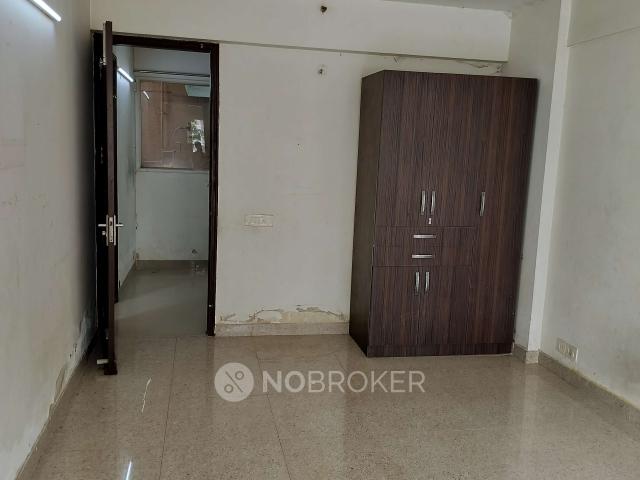 2 BHK Flat In Ramprastha City The Edge Towers for Rent In Sector 37d