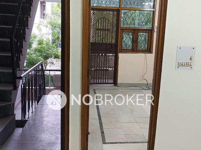 2 BHK Flat In Rani Bagh for Rent In Wz 3339, Opp. Rajdhani