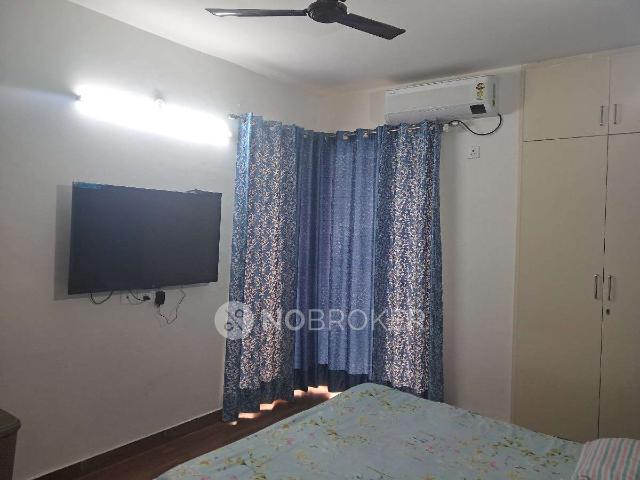 2 BHK Flat In Ratan Pearls for Rent In Noida Extension
