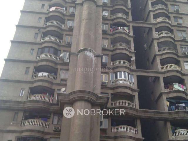 2 BHK Flat In Regalia Heights, Indirapuram, Ghaziabad For Sale In Indirapuram