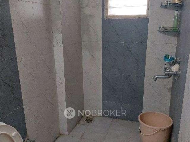 2 BHK Flat In Reliance Paradise for Rent In Kondapur