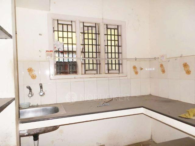 2 BHK Flat In Revathy Vivek Apartments for Rent In Urapakkam