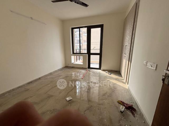 2 BHK Flat In Rg Luxury Homes for Rent In Greater Noida West