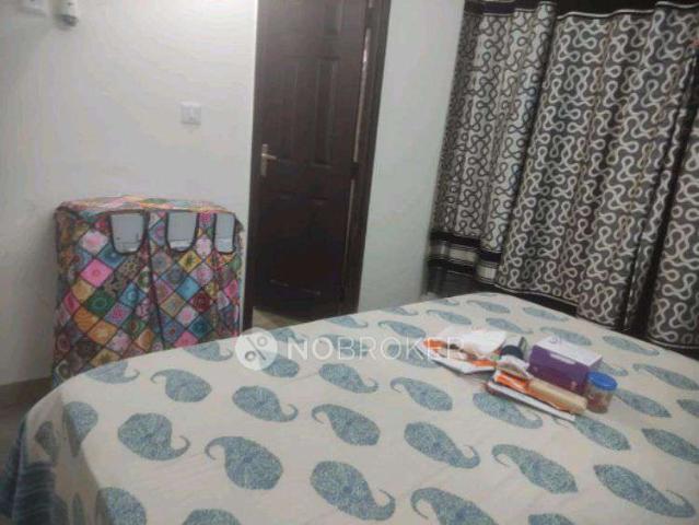 2 BHK Flat In Rg Residency Sector 120 for Rent In Rg Residency, Sector 120