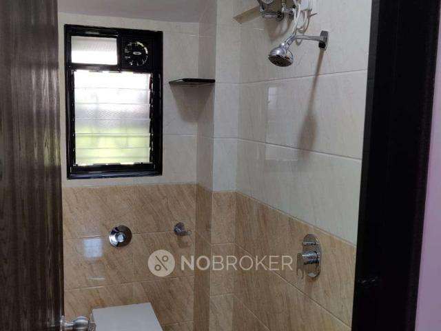 2 BHK Flat In Riddhi Siddhi Building, Bhandup West For Sale In Mangatram Petrol Pump