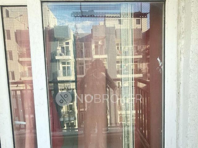2 BHK Flat In Rishabh Cloud 9 Skylish Towers for Rent In Indirapuram