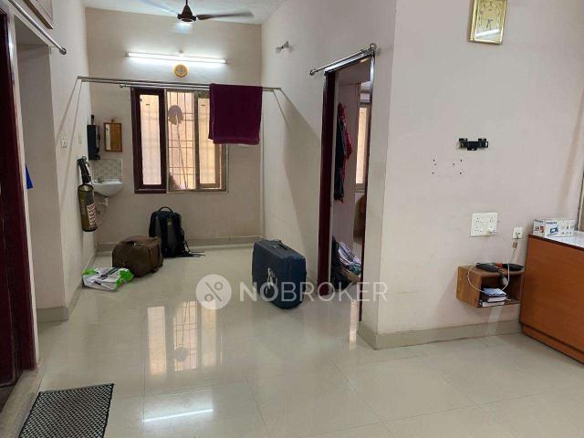 2 BHK Flat In Royal Paradise, Selaiyur, Chennai For Sale In