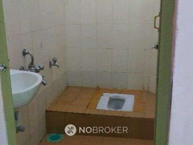 2 BHK Flat In Royal Residency for Rent In Sm Traders