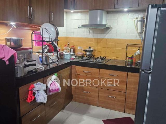 2 BHK Flat In Royal Twins Building for Rent In Bavdhan Police Chowki