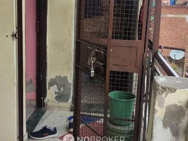 2 BHK Flat In Stand Alone Bulding For Sale In Mayur Vihar Phase Iii