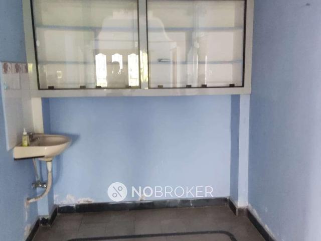 2 BHK Flat In Standalonne Building for Rent In Old Alwal