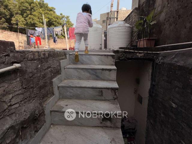 2 BHK Flat In Standalone Buiding for Rent In Beagumpur