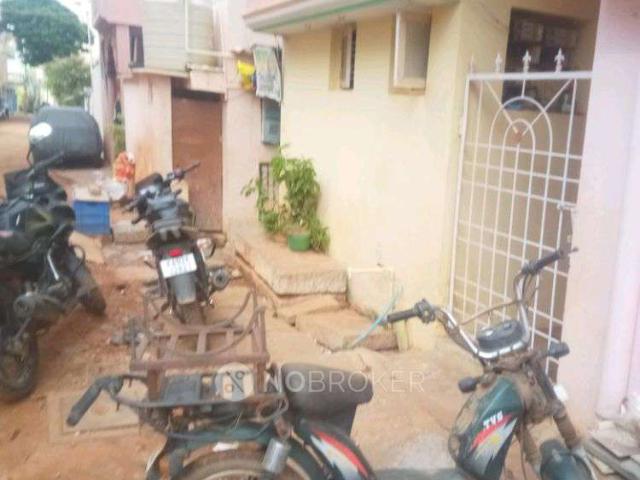 2 BHK Flat In Standalone Building for Lease In Byraveshwara Industrial Estate
