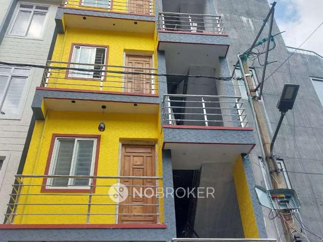2 BHK Flat In Standalone Building for Lease In Rt Nagar