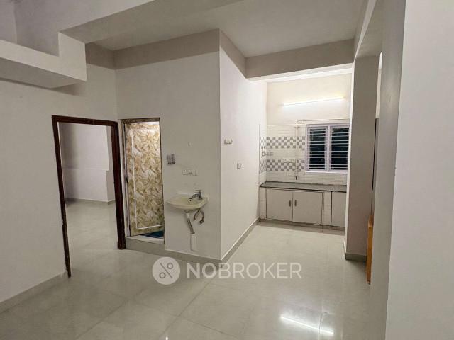 2 BHK Flat In Standalone Building for Rent In Btm Layout