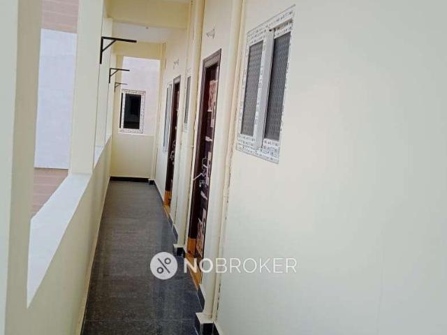 2 BHK Flat In Standalone Building for Rent In Kondapur