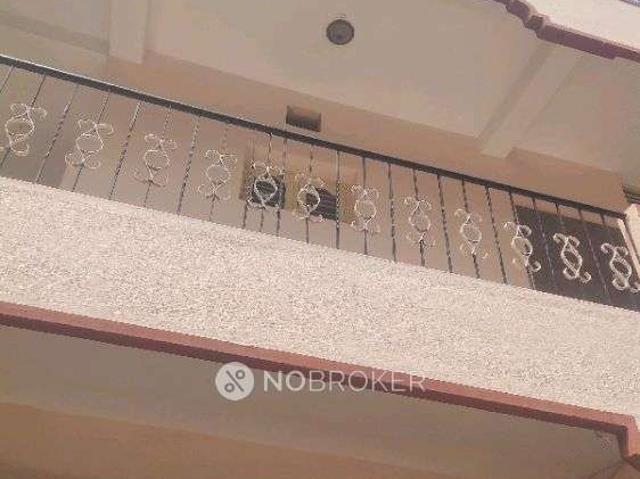 2 BHK Flat In Standalone Building for Rent In Koramangala