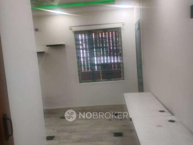2 BHK Flat In Standalone Vuilding for Rent In Hsr Layout