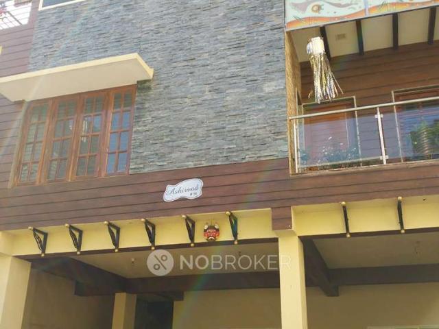2 BHK Flat In Standalone Building for Rent In J. P. Nagar