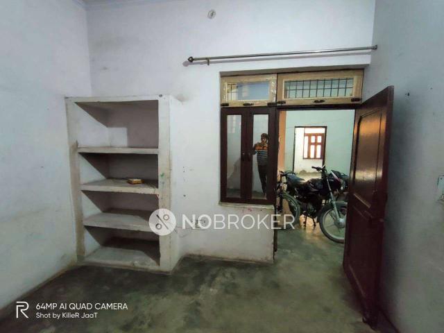 2 BHK Flat In Standalone Building for Rent In Jfj3+7jw, Chipiyana Buzurg, Ghaziabad, Uttar Pradesh 201009, India