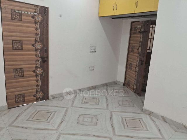 2 BHK Flat In Standalone Building for Rent In Omicron Ii