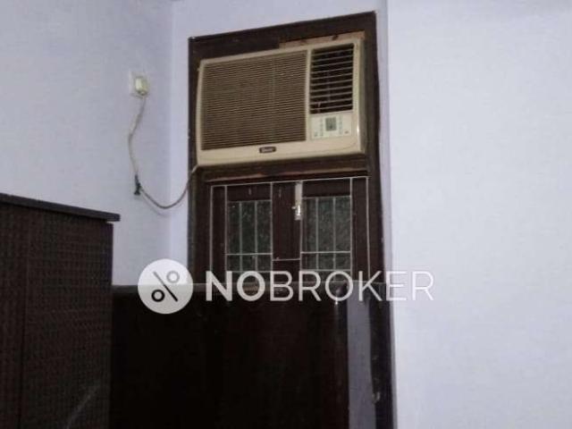2 BHK Flat In Standalone Building for Rent In Moti Nagar