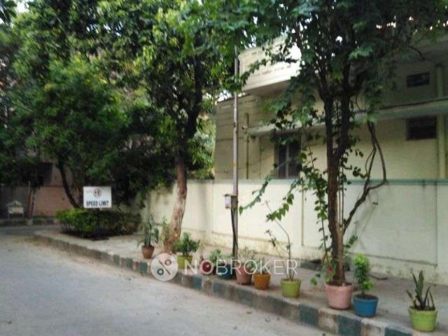 2 BHK Flat In Standalone Building for Rent In Miyapur