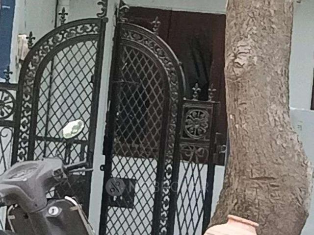 2 BHK Flat In Standalone Building for Rent In Sector Alpha Ii