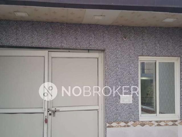 2 BHK Flat In Standalone Building for Rent In Sector 102