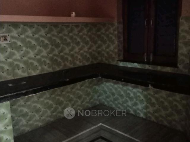 2 BHK Flat In Standalone Building for Rent In Sector 23, S
